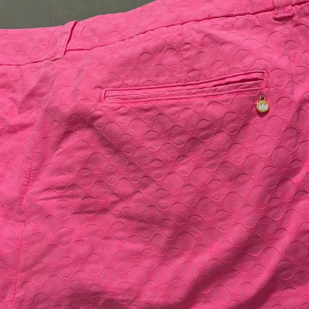 Crown and Ivy Shelby Scalloped Shorts in Pink Rage. Size 12. - Picture 4 of 4